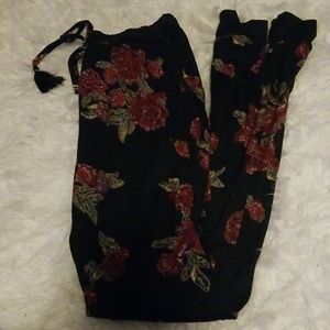 Kinda like harem leggings